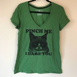 🍀St. Patrick’s Day Cat Tee🍀